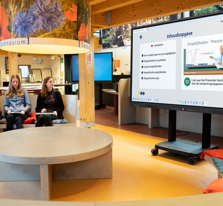 TS One 98_1 Prowise Touchscreen One 98" is perfect geschikt voor grote ruimtes